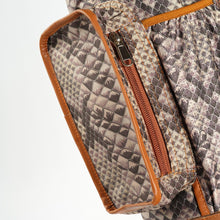 Load image into Gallery viewer, Snakeskin