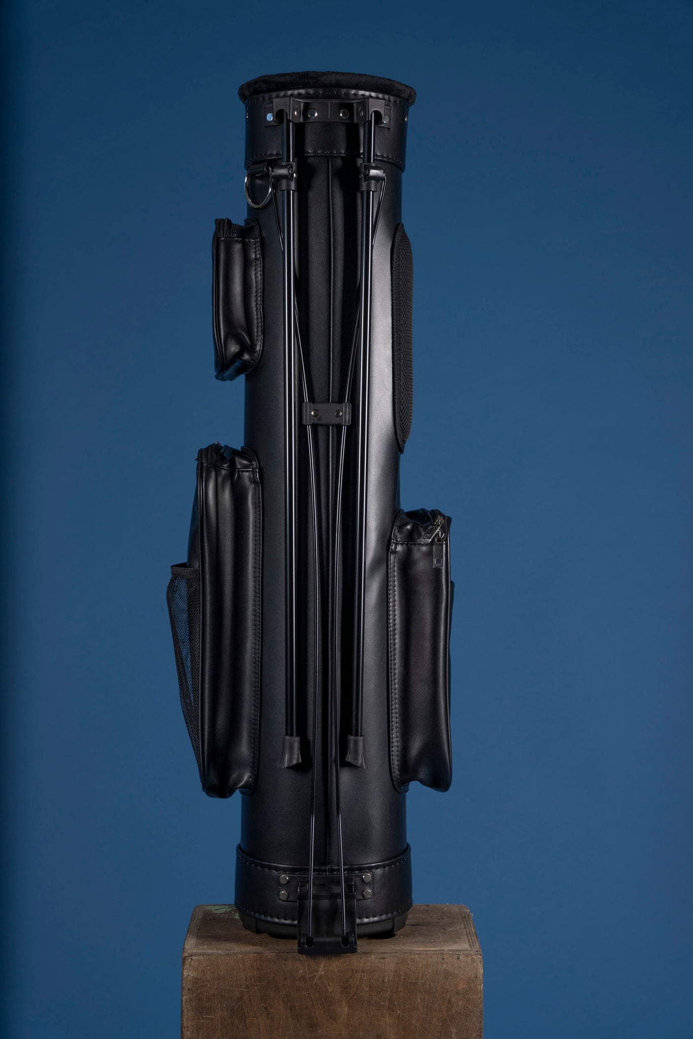 Stealth Black v2 – Tyler Golf Bags